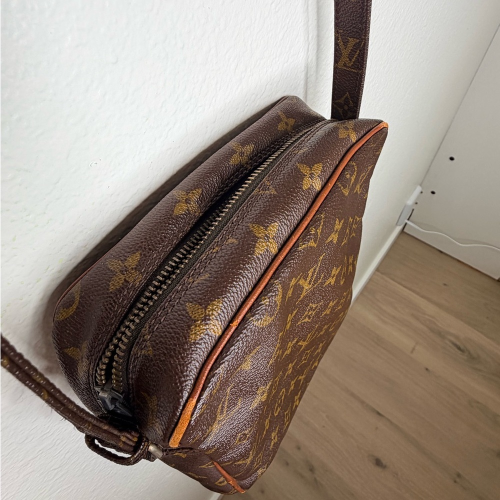 Louis Vuitton Monogram Brown Crossbody Vintage Bag - Picture 8 of 14
